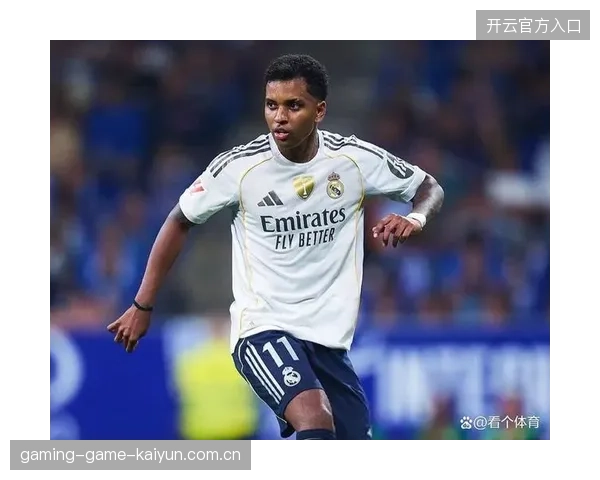 皇马准备签下一位“皇族风格”中场，未来之星即将加入银河战舰！